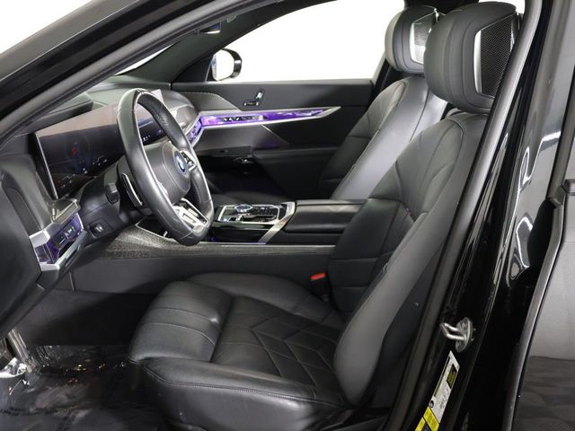 2024 BMW i7 xDrive60 - 23078185 - 33