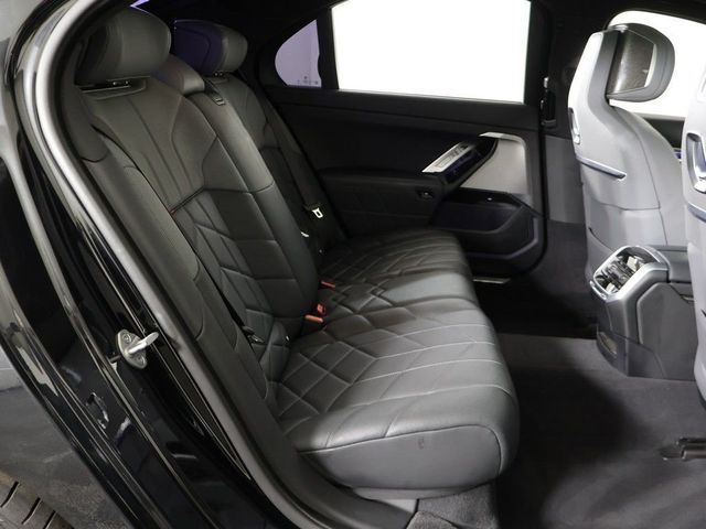 2024 BMW i7 xDrive60 - 23078185 - 40