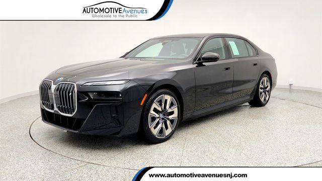 2024 BMW i7 xDrive60 with B&O Diamond SS, Theater Screen & Executive Package - 22990114 - 0