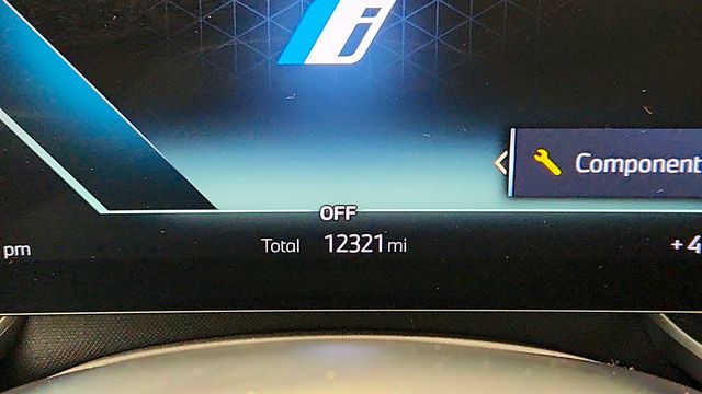 2024 BMW i7 xDrive60 with B&O Diamond SS, Theater Screen & Executive Package - 22990114 - 14