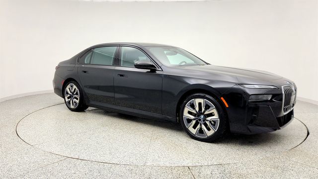 2024 BMW i7 xDrive60 with B&O Diamond SS, Theater Screen & Executive Package - 22990114 - 2