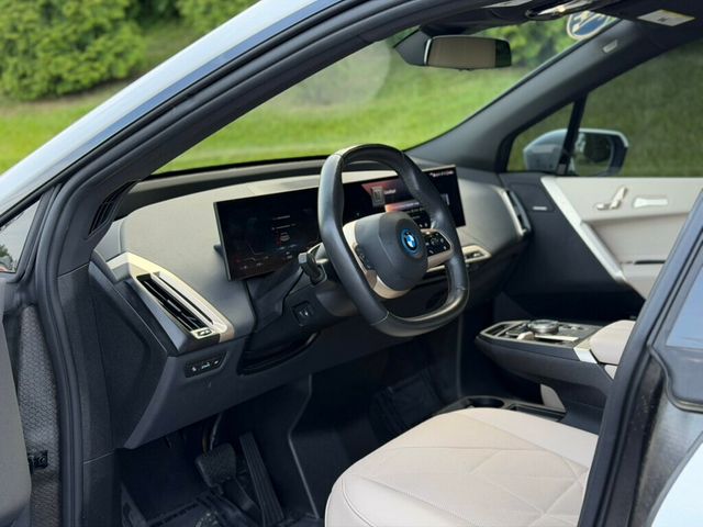 2024 BMW iX  - 23028371 - 11
