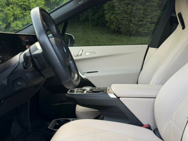 2024 BMW iX  - 23028371 - 13