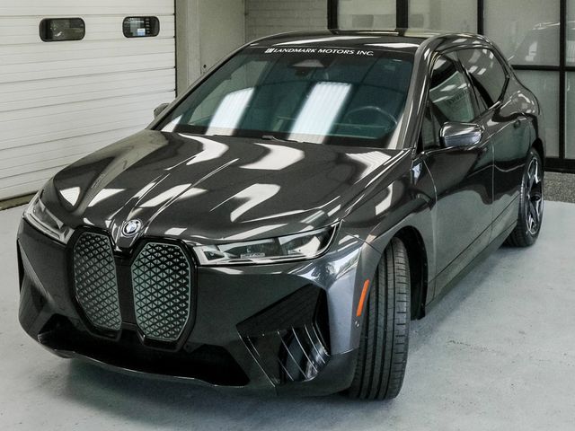 2024 BMW iX M60 AWD  - 23049965 - 9