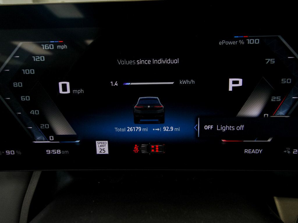 BMW iX photo 16