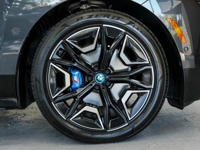 2024 BMW iX M60 AWD  - 23049965 - 7