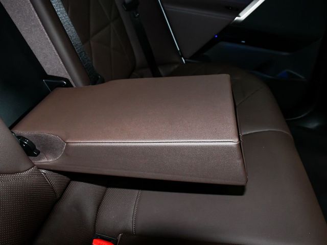2024 BMW iX xDrive50 - 23050315 - 56