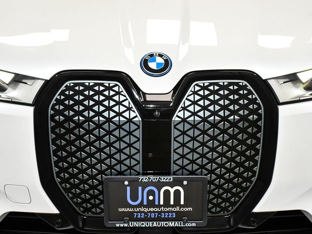 2024 BMW iX xDrive50 - 23050315 - 71