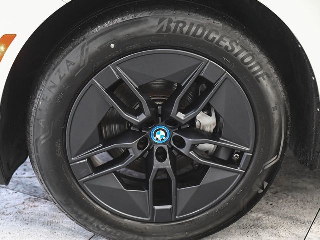 2024 BMW iX xDrive50 - 22984575 - 6