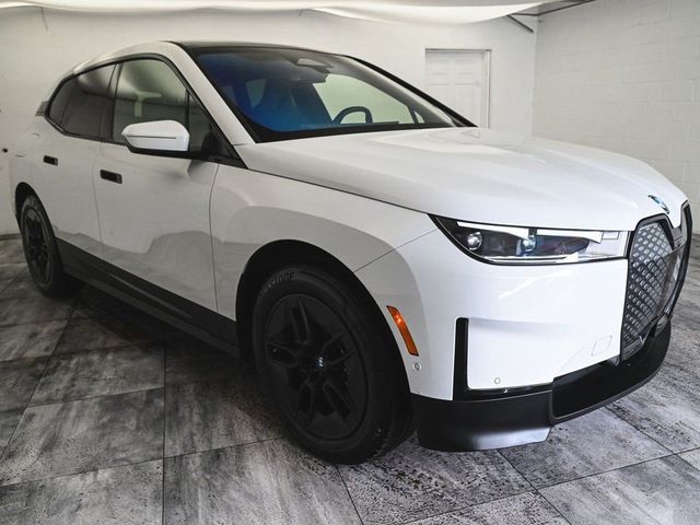 2024 BMW iX xDrive50 - 22986975 - 2