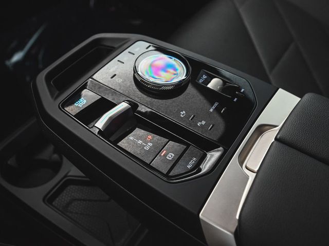 2024 BMW iX xDrive50 - 23031307 - 27