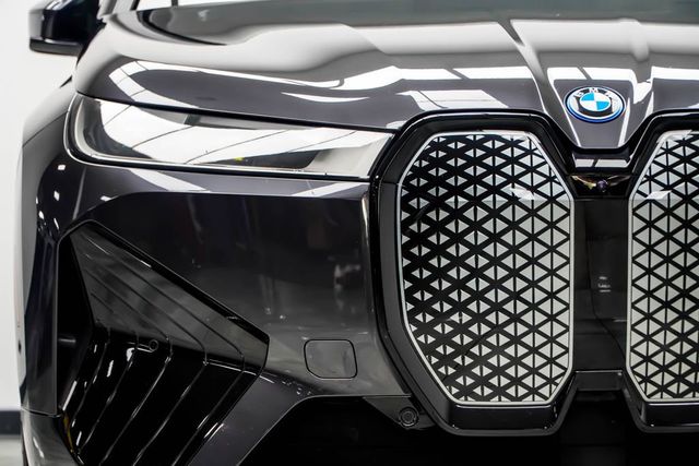 2024 BMW iX xDrive50 - 23060964 - 12