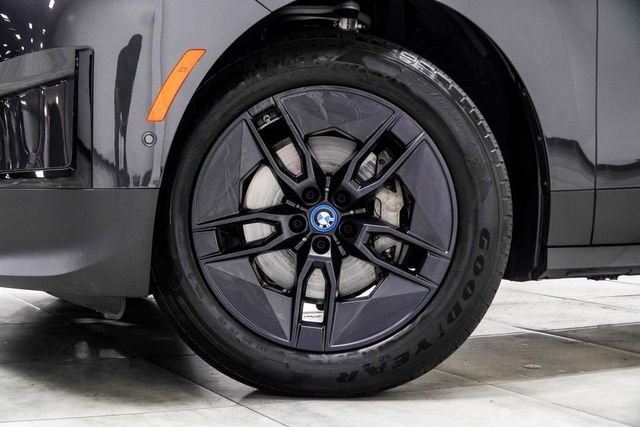 2024 BMW iX xDrive50 - 23060968 - 3