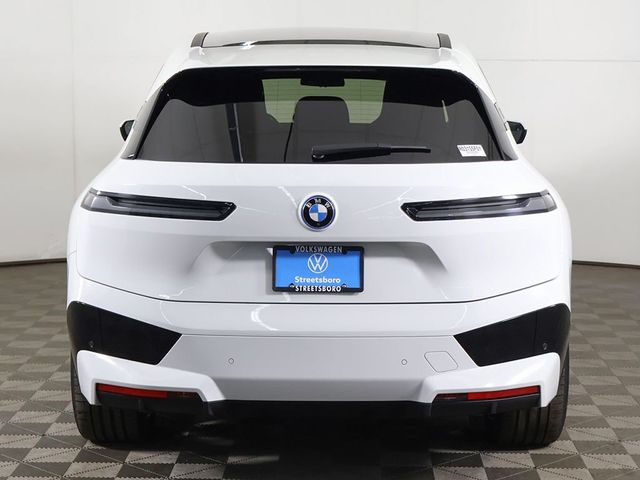 2024 BMW iX xDrive50 - 23072999 - 14