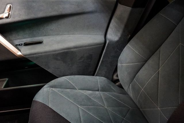 2024 BMW iX xDrive50 - 22975480 - 26