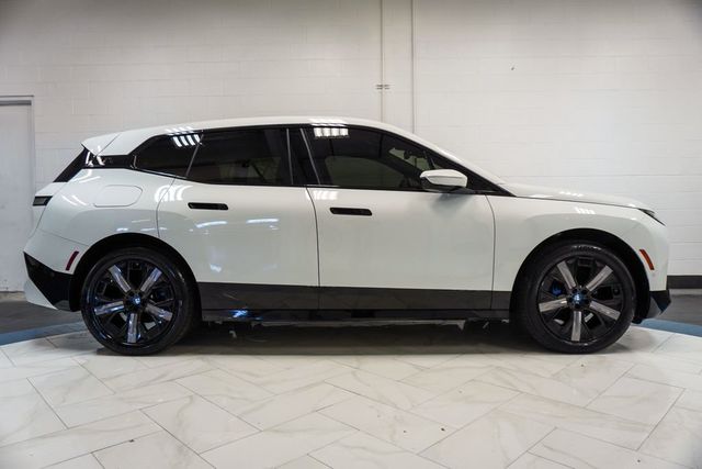 2024 BMW iX xDrive50 - 22975480 - 32