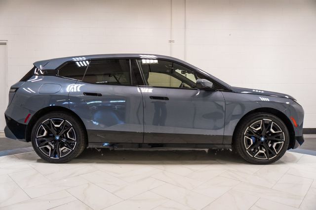 2024 BMW iX xDrive50 - 23089378 - 30