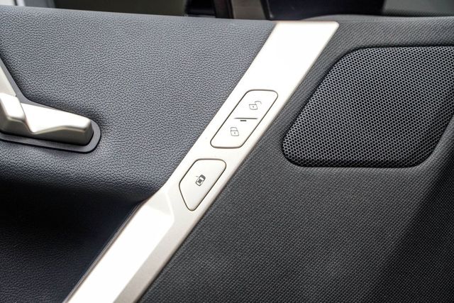 2024 BMW iX xDrive50 - 22999863 - 39