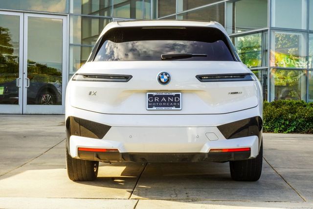 2024 BMW iX xDrive50 - 23067649 - 10