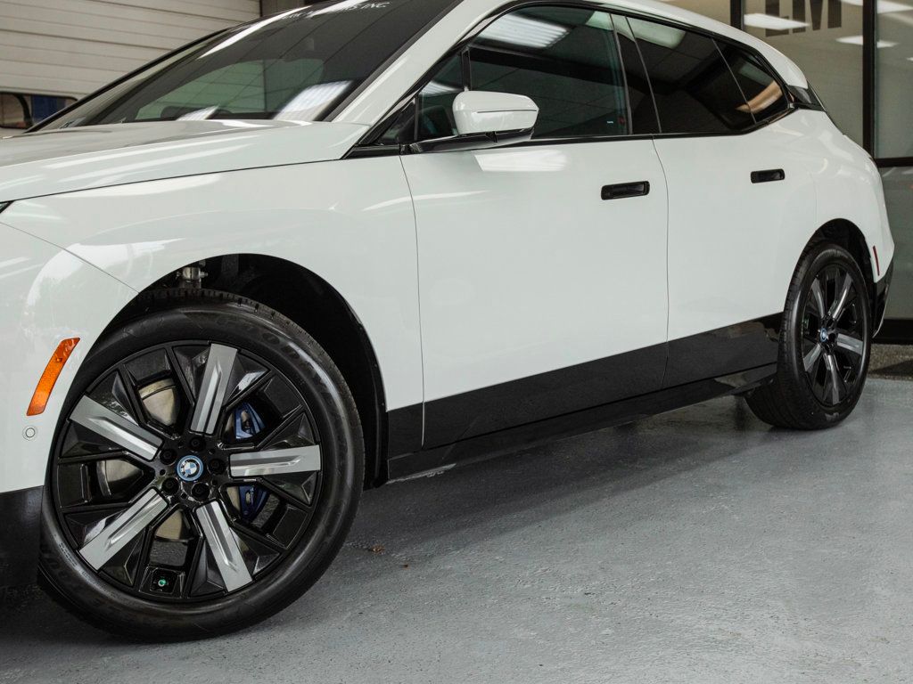 2024 Bmw iX photo 11