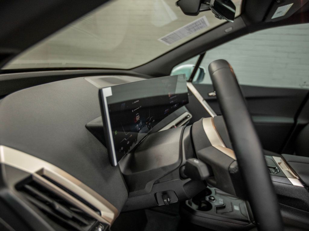 2024 Bmw iX photo 16