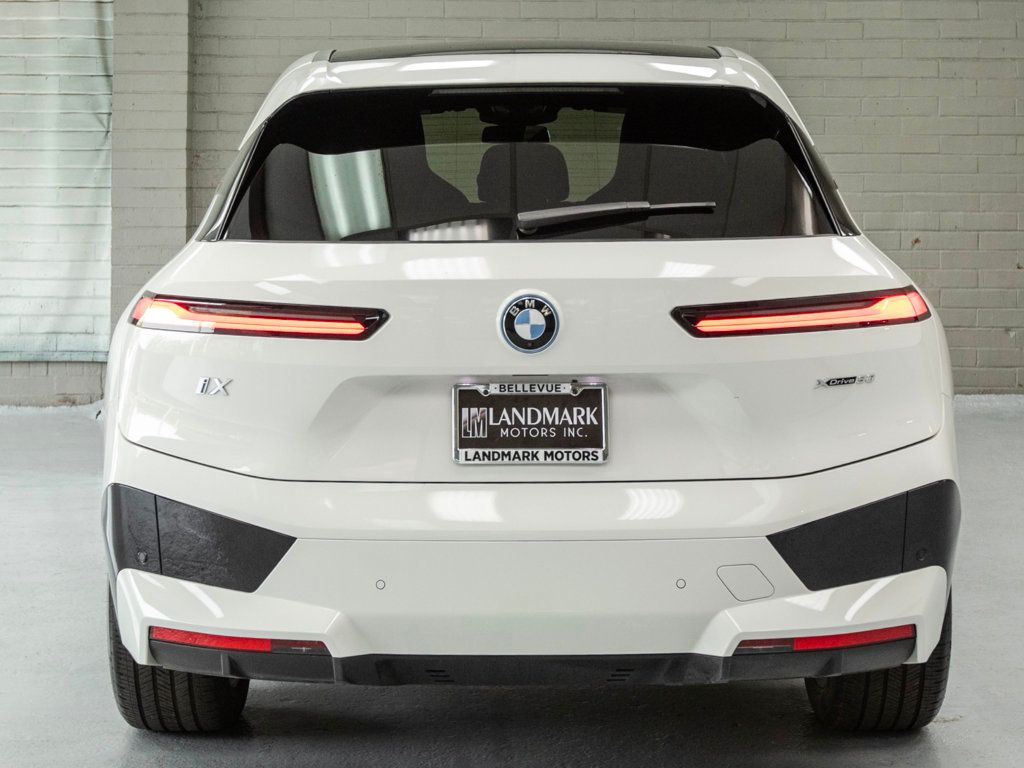 2024 Bmw iX photo 25