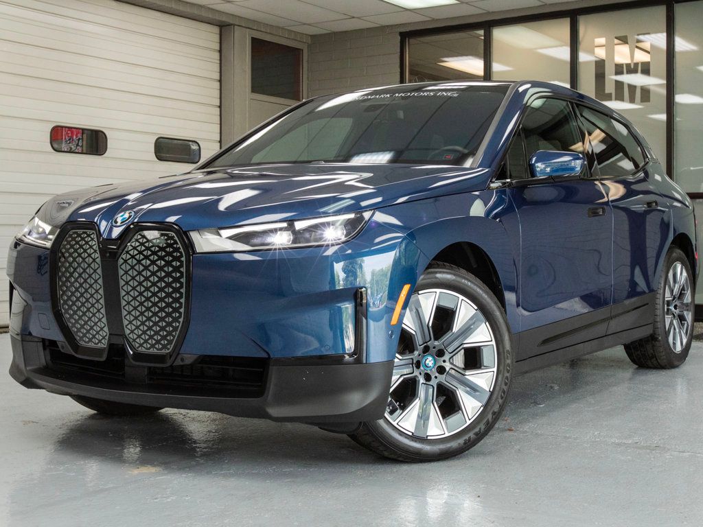 2024 Bmw iX photo 2