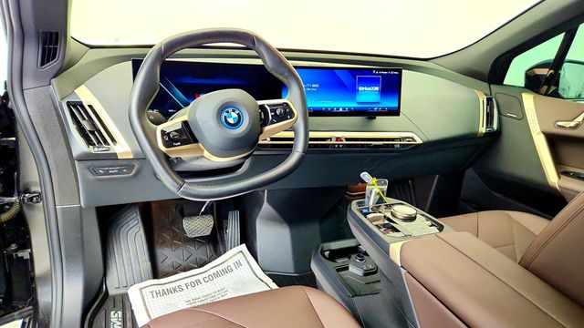 2024 BMW iX xDrive50 SAV w/ Driving Assist Pro, Prem Pkg & Air Suspension - 23038397 - 11