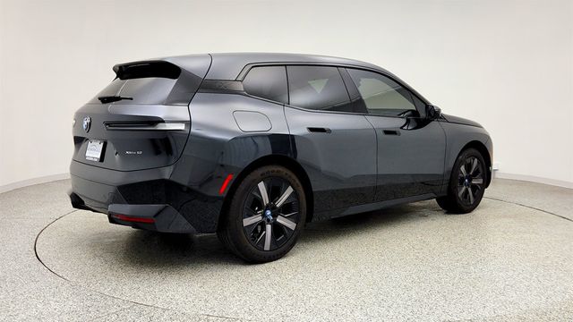 2024 BMW iX xDrive50 SAV w/ Premium, Sport & Driving Assistance Pro. Pkgs - 23011369 - 4