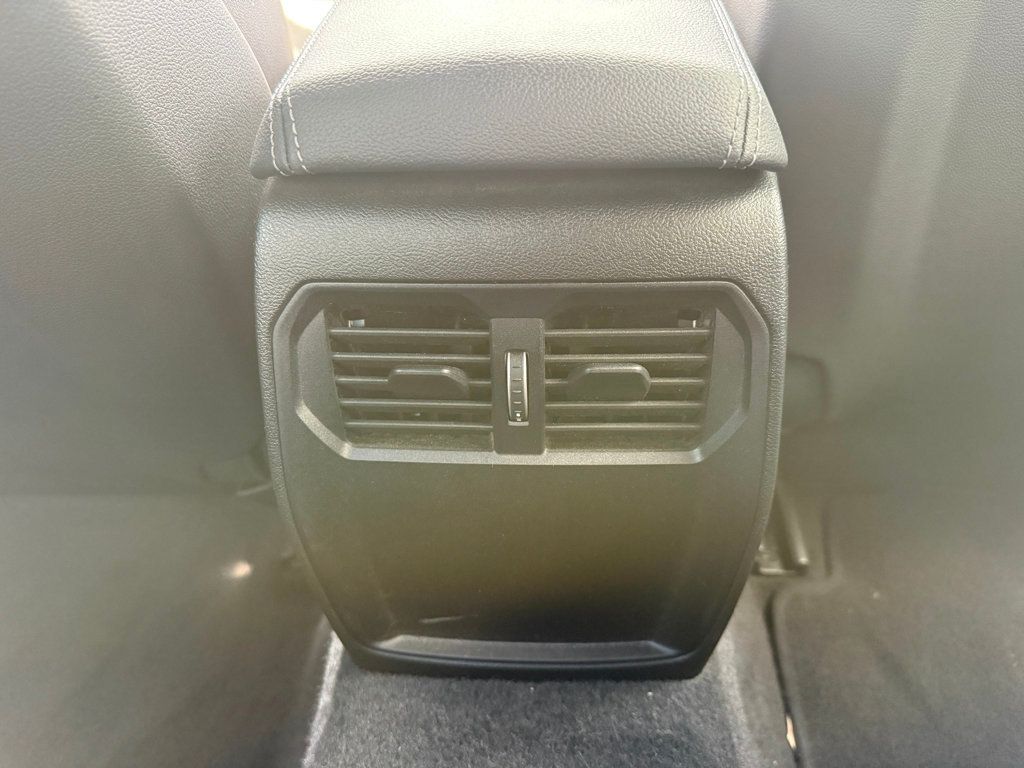 2024 BMW M2 **M2 M CARBON ROOF*HEADS-UP DISPLAY*LIGHTING PKG*SHADOWLINE PKG* - 23030741 - 26