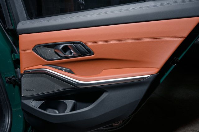 2024 BMW M3 Competition xDrive - 22920660 - 32