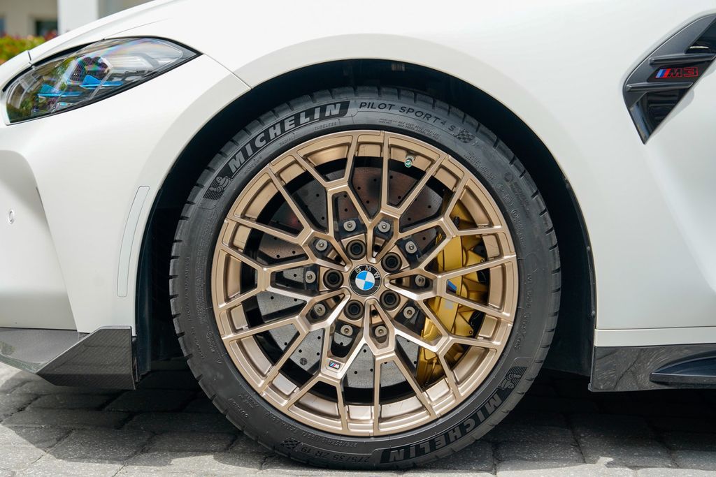 2024 BMW M3 CS - 23007745 - 13