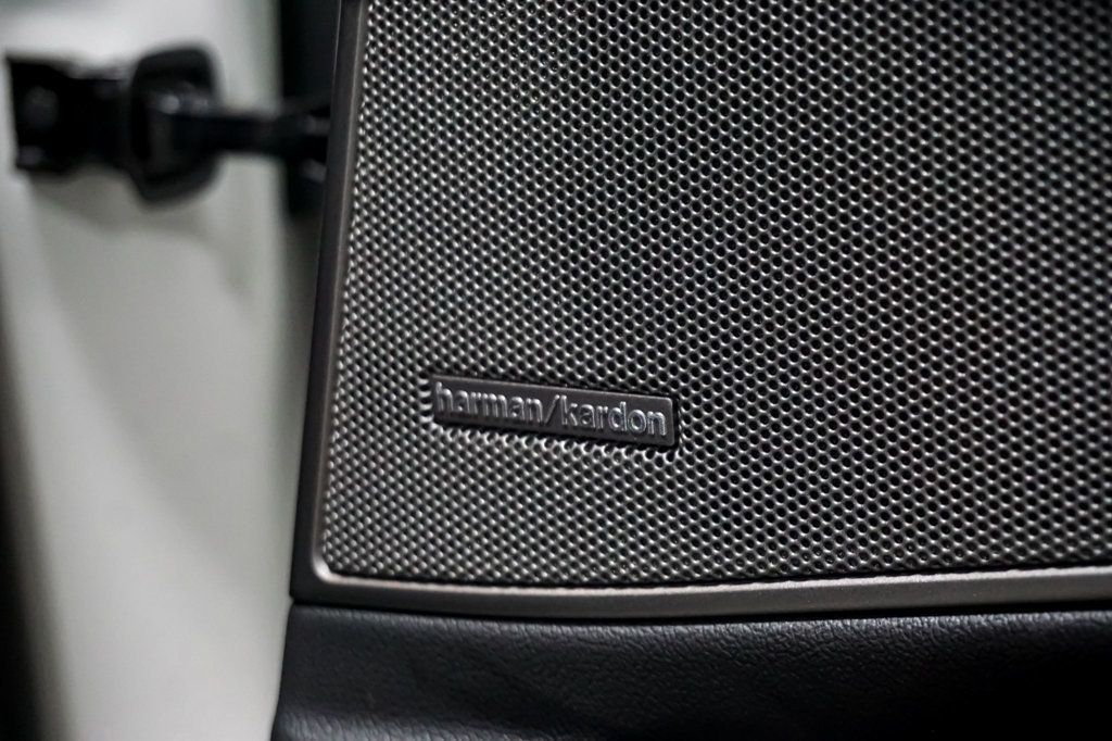 2024 BMW M3 *M3 CS* *Frozen White* *Carbon Buckets* *Carbon Roof* - 22962617 - 85