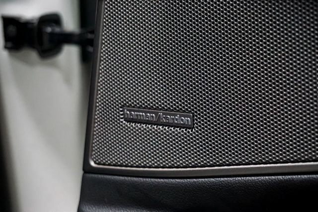 2024 BMW M3 *M3 CS* *Frozen White* *Carbon Buckets* *Carbon Roof* - 22962617 - 85