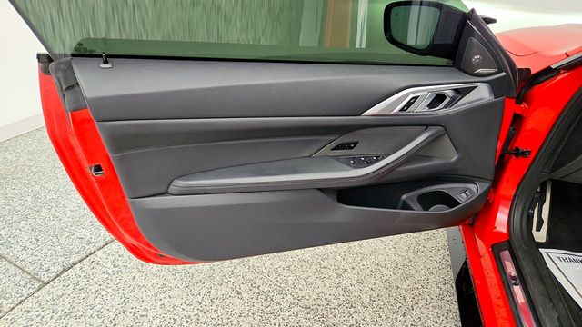 2024 BMW M4 Competition xDrive Convertible w/ Executive & Parking Assist Pkg - 23035687 - 10