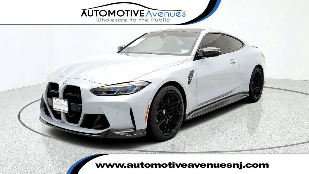 2024 BMW M4 oupe w/ M Dual-Spoke Wheels, Executive Pkg & Icon LED - 23087139 | Video 1