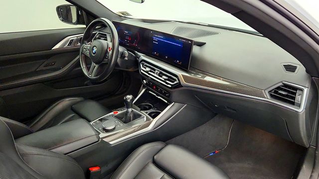 2024 BMW M4 oupe w/ M Dual-Spoke Wheels, Executive Pkg & Icon LED - 23087139 - 25