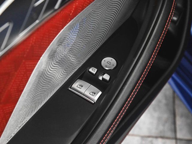 2024 BMW M8 Competition - 23007345 - 9