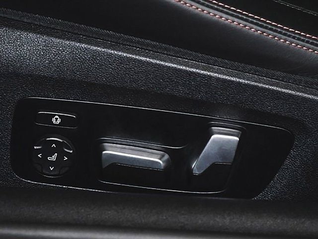 2024 BMW M8 Competition - 23007345 - 26