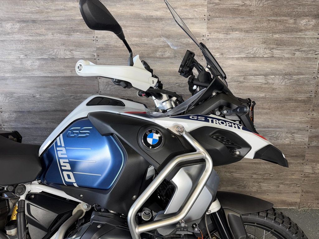 2024 BMW R 1250 GS Adventure One Owner! - 23030728 - 3