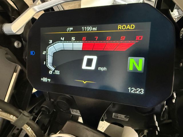 2024 BMW R 1250 GS Adventure One Owner! - 23037516 - 11