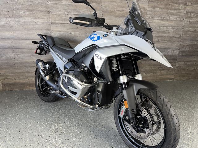 2024 BMW R 1300 GS SUPER CLEAN! - 23075258 - 10