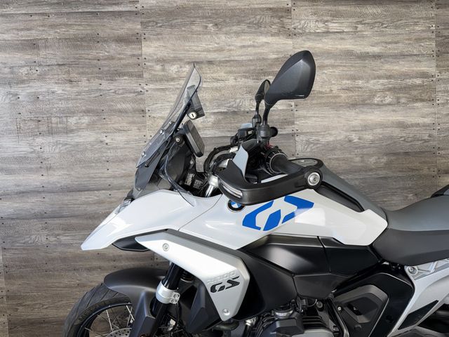 2024 BMW R 1300 GS SUPER CLEAN! - 23075258 - 13
