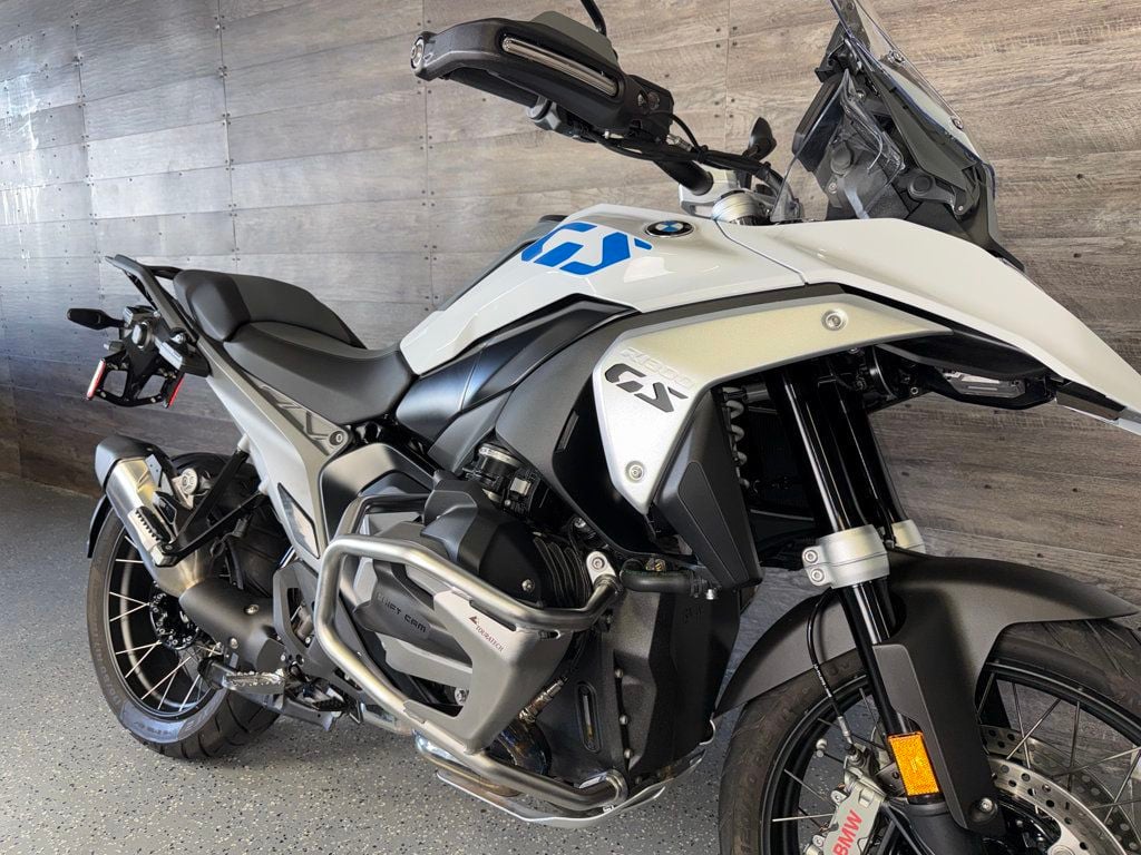2024 BMW R 1300 GS SUPER CLEAN! - 23075258 | Video 2