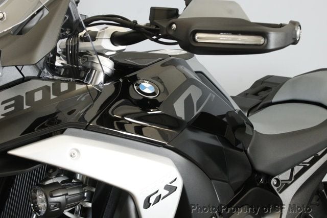 2024 BMW R 1300 GS Triple Black 47 TOTAL MILES !! - 22835411 - 35