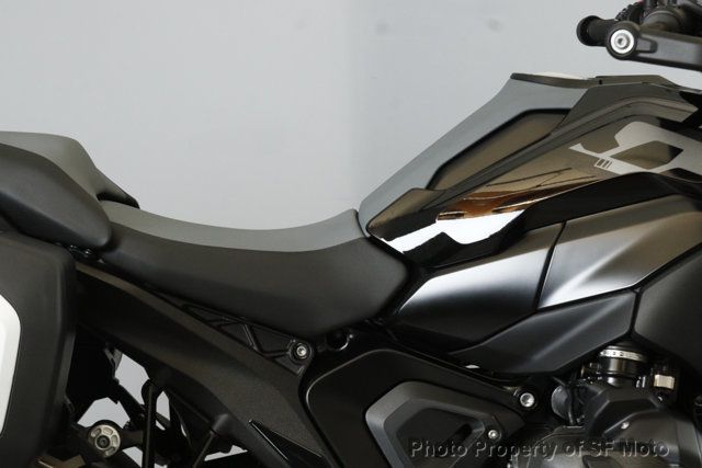 2024 BMW R 1300 GS Triple Black INVENTORY-CLEARANCE - 22835411 - 8