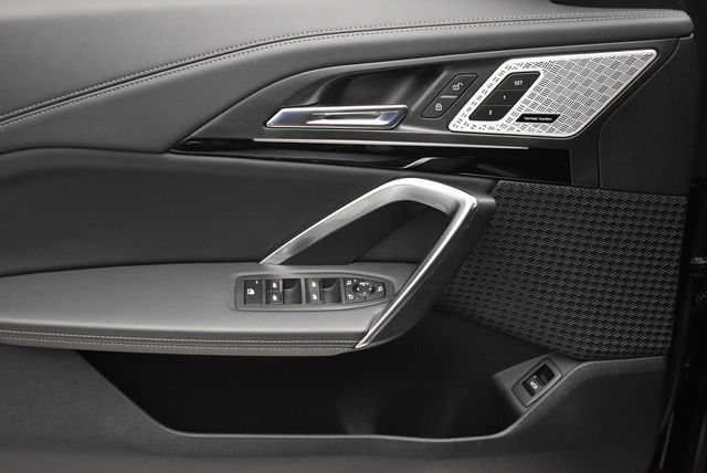 2024 BMW X1 M35i Sports Activity Vehicle - 22995041 - 10