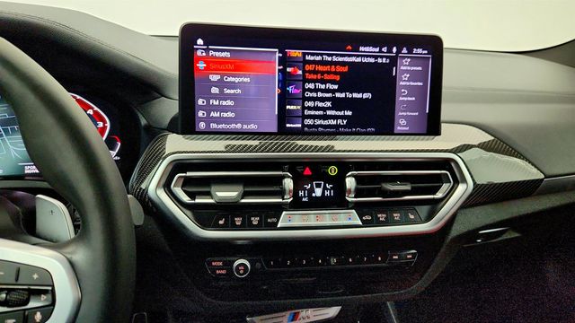2024 BMW X3 M40i SAV with Premium Package & Carbon Fiber Trim - 22969743 - 21