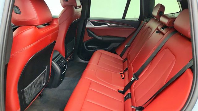 2024 BMW X3 M40i SAV with Premium Package & Carbon Fiber Trim - 22969743 - 25