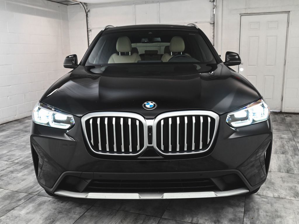 BMW X3 photo 2